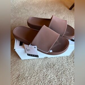 Lululemon rest feel restfeel slides cacao brown 8